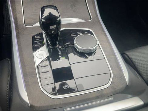 Used 2023 BMW X5 xDrive40i w/ Premium Package image 12