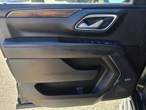 Used 2022 Chevrolet Tahoe High Country image 8