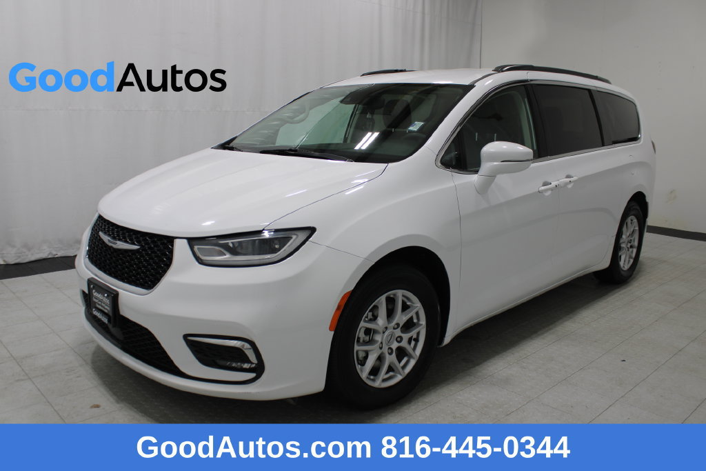 Used 2022 Chrysler Pacifica Touring-L FWD image 1