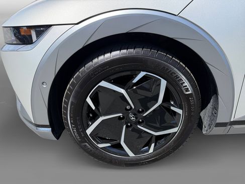 Certified 2023 Hyundai Ioniq 5 Limited RWD image 9