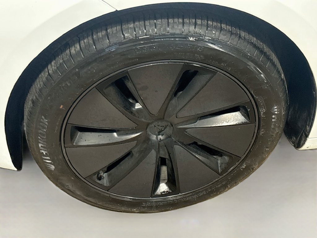 Used 2025 Tesla Model 3 Long Range RWD image 31