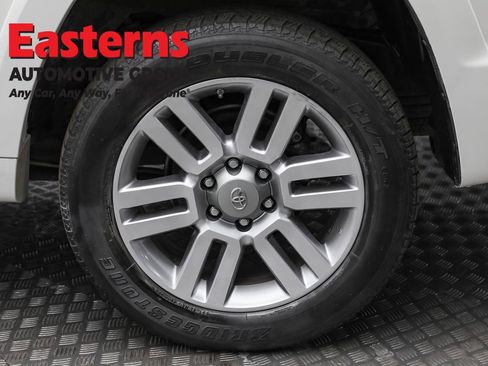 Used 2010 Toyota 4Runner Limited image 8