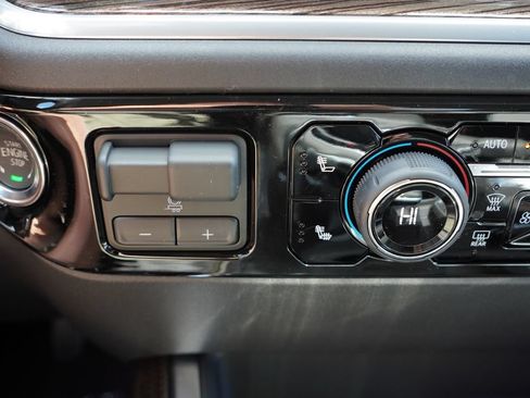 New 2026 Chevrolet Silverado 1500 LT AWD/4WD image 15