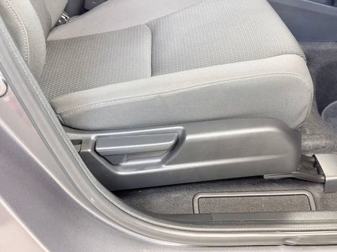 Used 2022 Honda HR-V EX image 31
