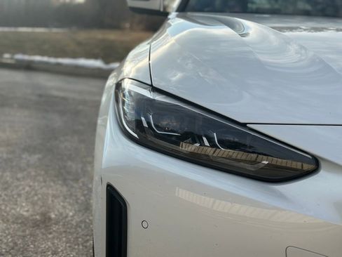 Certified 2024 BMW i4 eDrive35 w/ Premium Package image 10