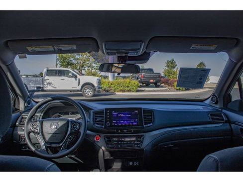Used 2023 Honda Ridgeline Sport image 21