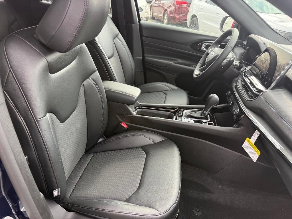New 2026 Jeep Compass Latitude AWD/4WD image 4
