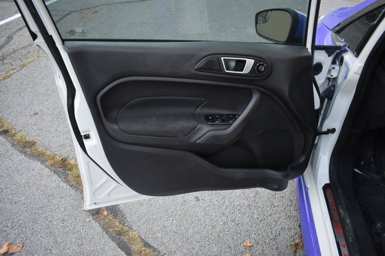 Used 2019 Ford Fiesta ST FWD image 14
