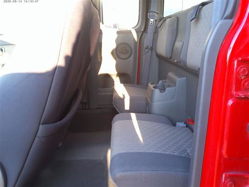 Used 2005 GMC Canyon SLE w/ Power Convenience Package AWD/4WD image 7
