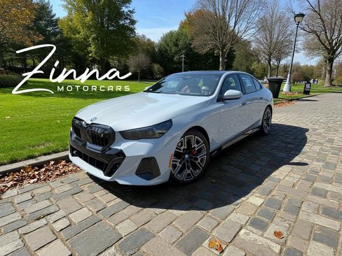 Used 2024 BMW i5 eDrive40i w/ Executive Package image 1