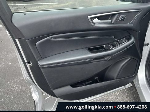 Used 2017 Ford Edge Titanium w/ Equipment Group 301A AWD/4WD image 15