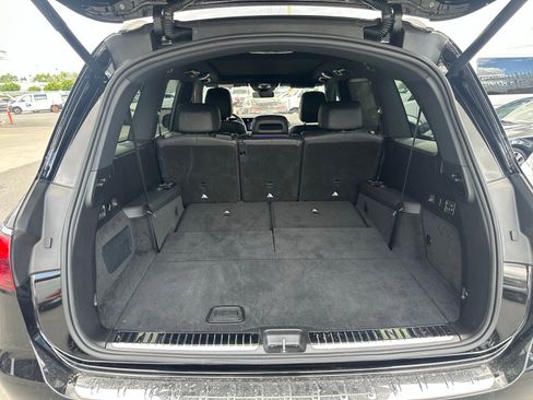 Used 2024 Mercedes-Benz GLS 580 4MATIC image 4
