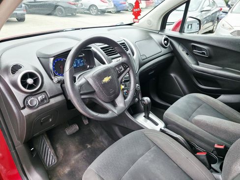 Used 2015 Chevrolet Trax LS AWD/4WD image 12