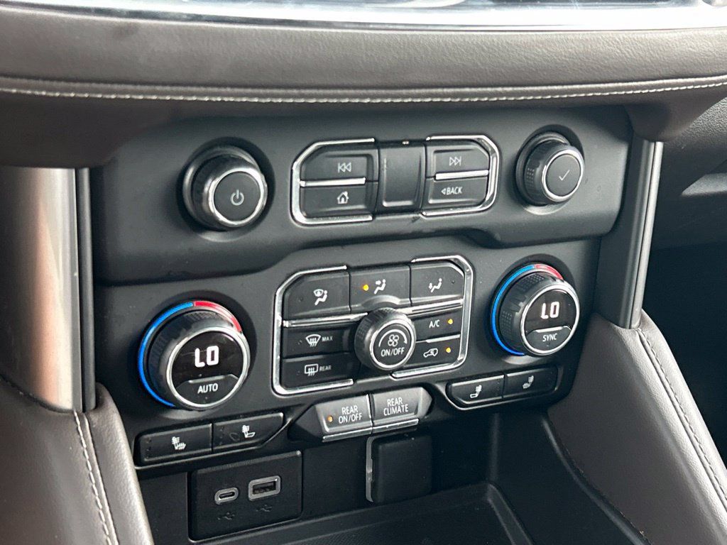 Used 2024 Chevrolet Tahoe LT RWD image 29