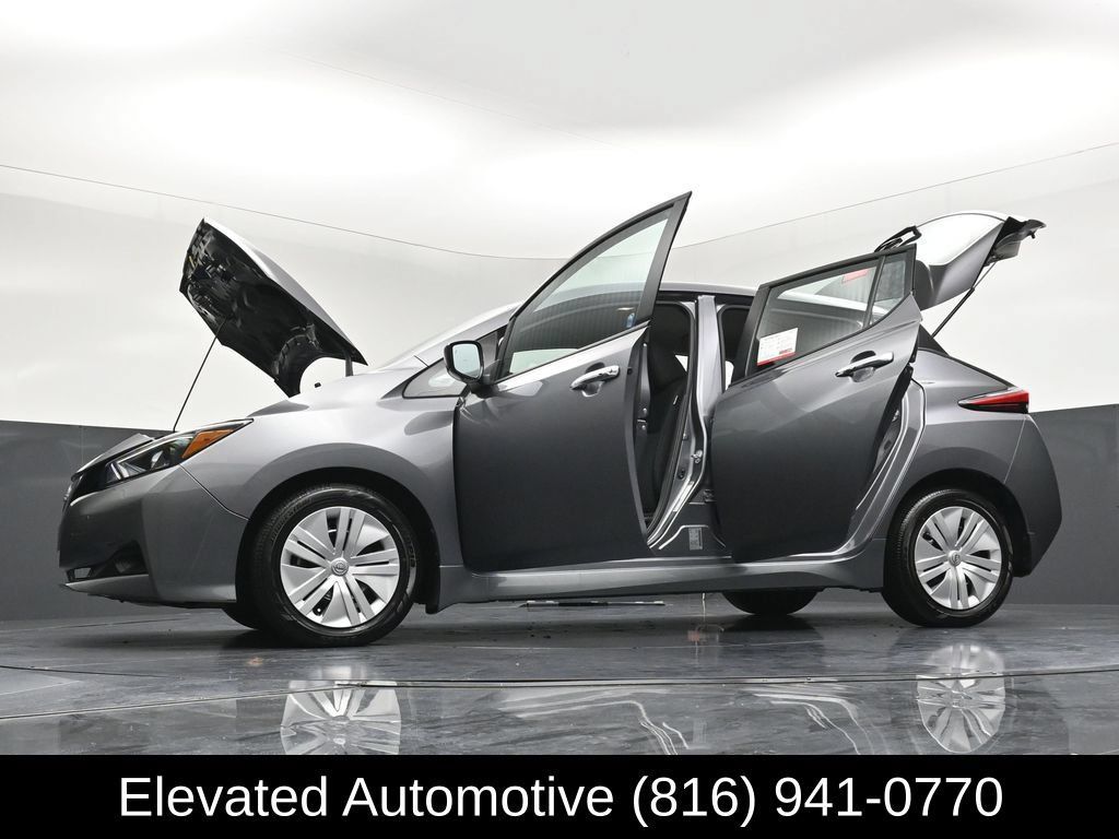 Used 2025 Nissan Leaf S FWD image 36