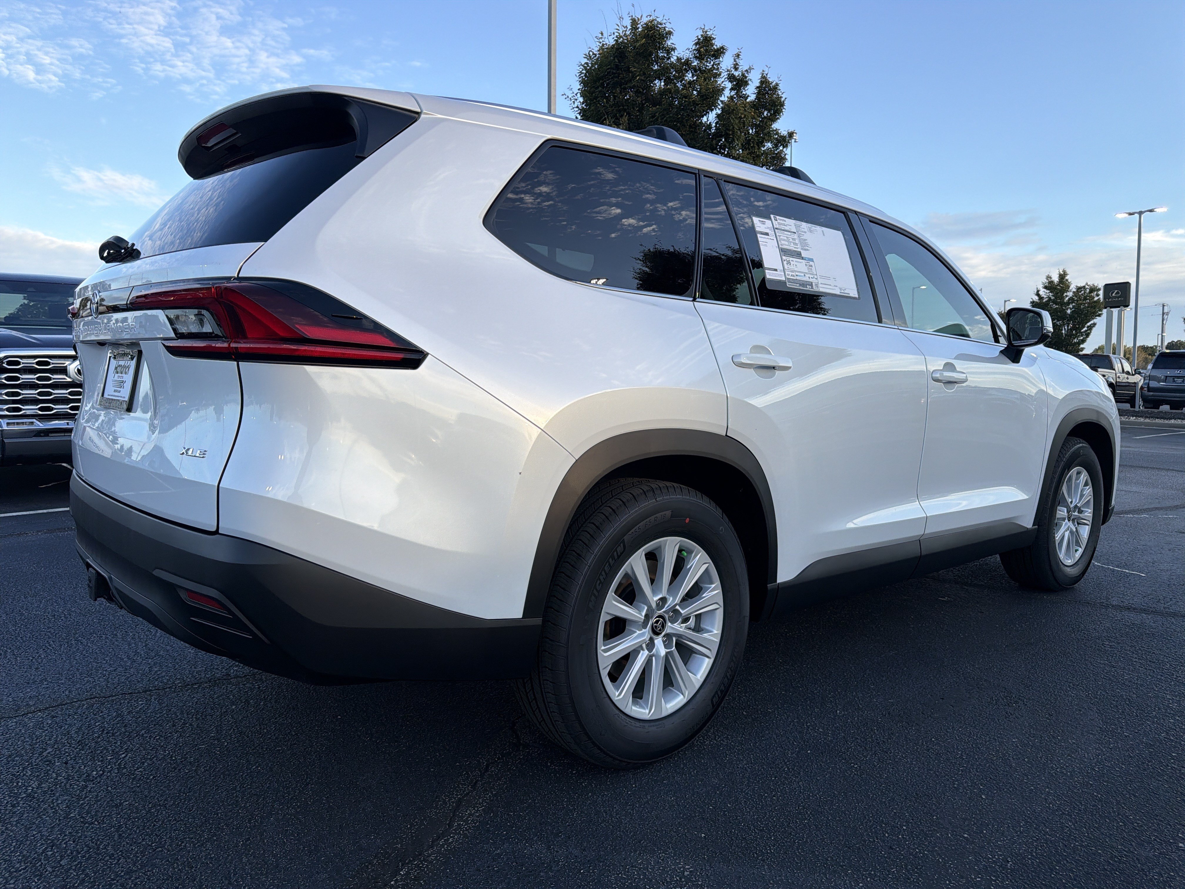 New 2026 Toyota Grand Highlander XLE FWD image 6