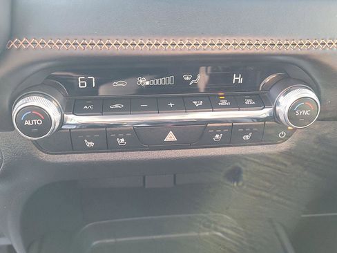 Used 2025 MAZDA CX-50 AWD 2.5 S w/ Premium Plus Pkg image 28