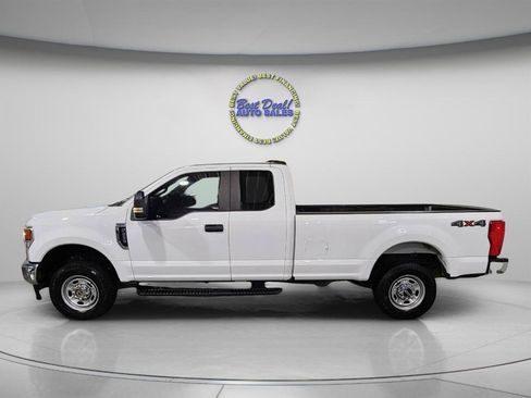 Used 2021 Ford F250 XL w/ Power Equipment Group AWD/4WD image 4