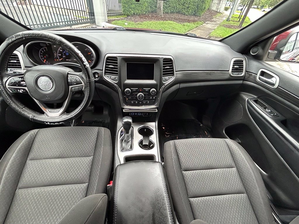 Used 2021 Jeep Grand Cherokee Laredo RWD image 10