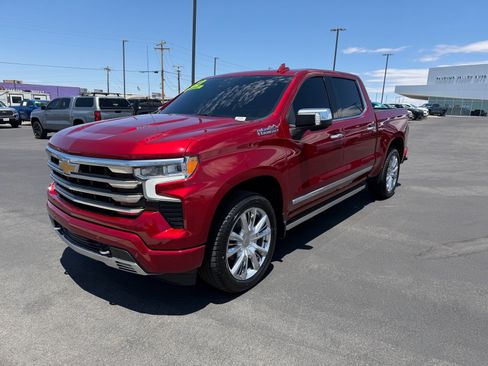 Used 2023 Chevrolet Silverado 1500 High Country w/ High Country Premium Package AWD/4WD image 7