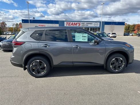 New 2026 Nissan Rogue SV w/ Cold Weather Package image 7