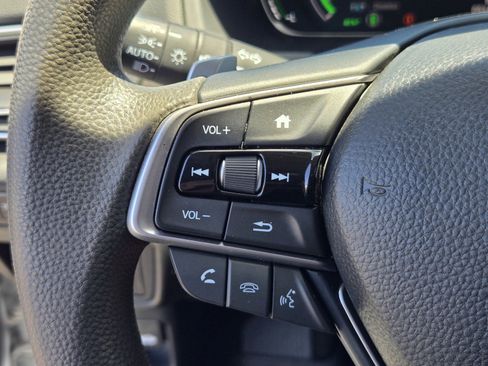 Used 2019 Honda Accord EX image 25