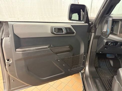 Certified 2024 Ford Bronco Black Diamond AWD/4WD image 15