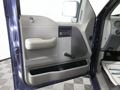 Used 2005 Ford F150 XL RWD image 12