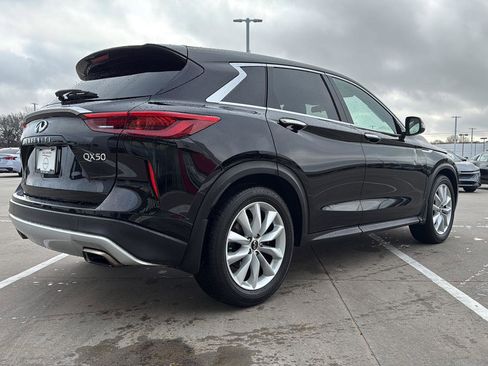 Used 2019 INFINITI QX50 Pure image 6