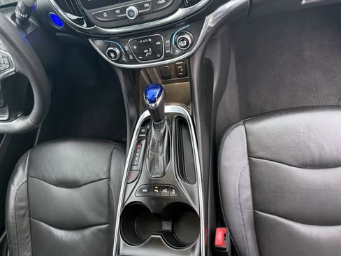 Used 2017 Chevrolet Volt Premier w/ Driver Confidence II Package image 47