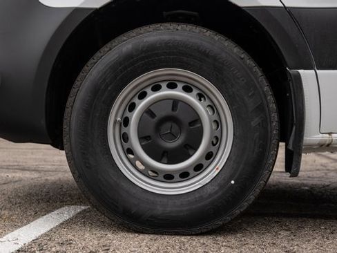 New 2025 Mercedes-Benz Sprinter 2500 image 7