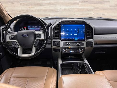 Used 2022 Ford F350 Lariat w/ Lariat Value Package AWD/4WD image 2
