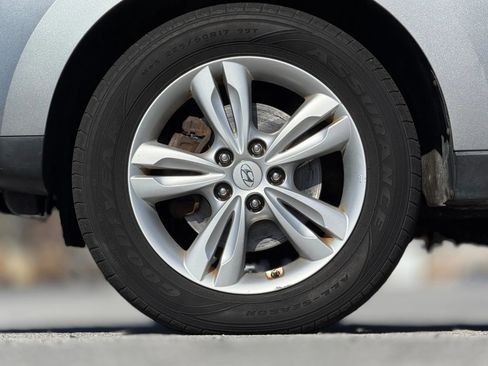 Used 2012 Hyundai Tucson GLS image 29