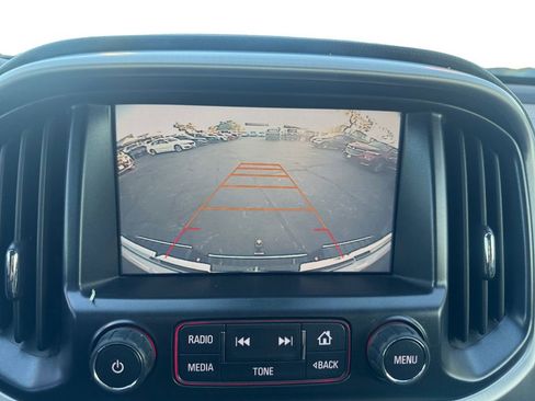 Used 2016 GMC Canyon SLT w/ Driver Alert Package image 27