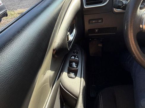 Used 2018 Nissan Murano SV AWD/4WD image 28