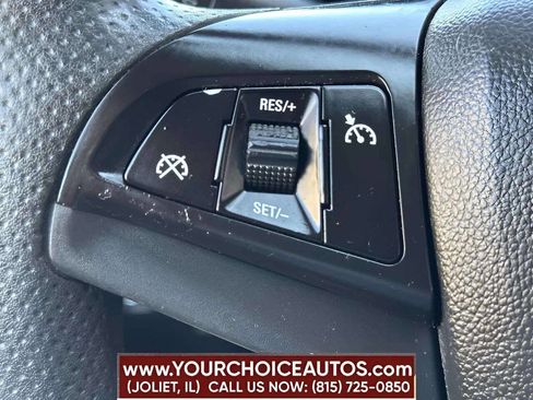 Used 2016 Chevrolet Cruze LT w/ Technology Package image 30