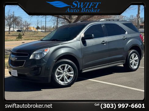 Used 2017 Chevrolet Equinox LT w/ Convenience Package image 1