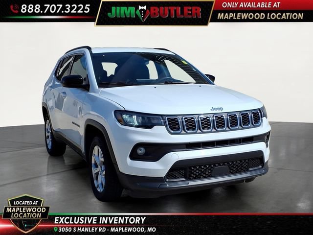 Used 2024 Jeep Compass Latitude AWD/4WD image 6