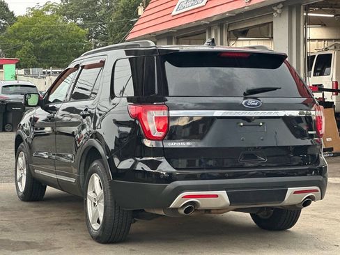 Used 2016 Ford Explorer XLT AWD/4WD image 8