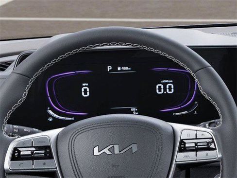 Used 2025 Kia Telluride S FWD image 21