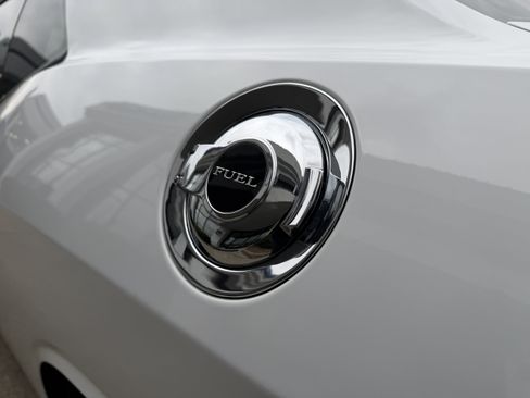 Used 2020 Dodge Challenger R/T w/ Plus Package image 11