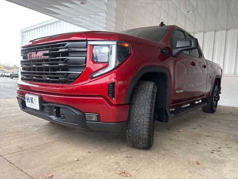 Used 2023 GMC Sierra 1500 Elevation image 37