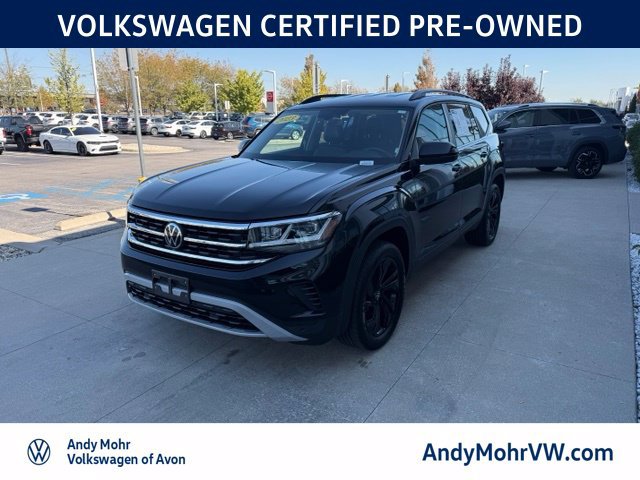 Used 2023 Volkswagen Atlas SE w/ Black Wheel Package AWD/4WD image 3