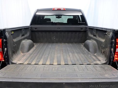 Used 2015 GMC Sierra 1500 SLT w/ All-Terrain Package AWD/4WD image 6