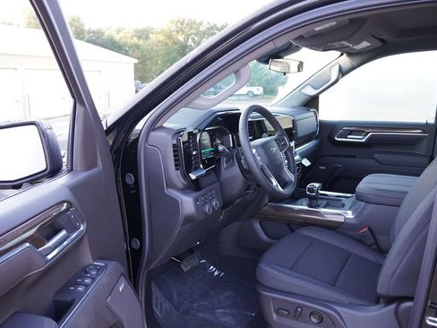 New 2026 Chevrolet Silverado 1500 LT Trail Boss w/ Safety Package AWD/4WD image 10