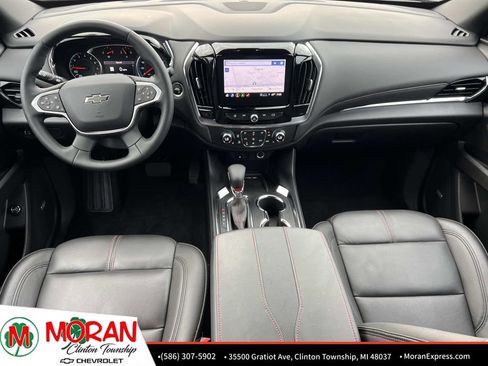 Certified 2023 Chevrolet Traverse RS w/ LPO, Floor Liner Package image 14