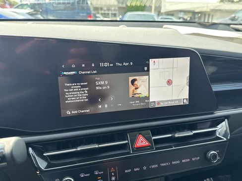 Used 2023 Kia Niro Wind FWD image 20