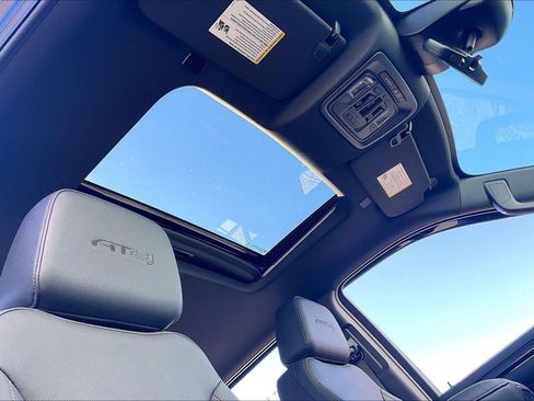 Used 2024 GMC Sierra 2500 AT4 w/ AT4 Premium Plus Package image 27