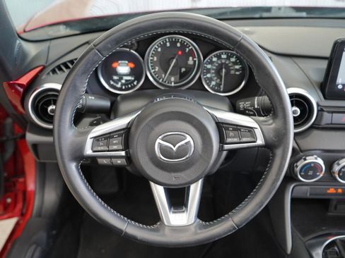 Used 2023 MAZDA MX-5 Miata Grand Touring image 12