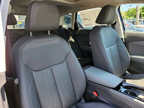 New 2026 Audi Q3 quattro 2.0T AWD/4WD image 16